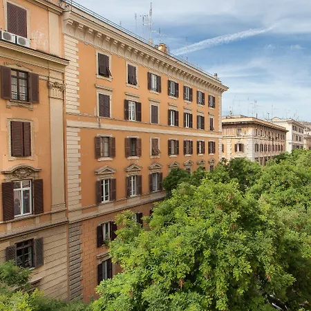 San Peter Angels 2* רומא